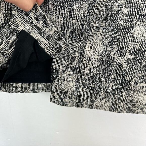 MM LaFleur Noho Lined Pencil Skirt in Black White Crackle Size 0P - Picture 9 of 14